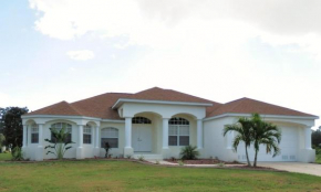 Broad Key Villa - Private Villa With Heated Pool And Spa - Sleeps 8